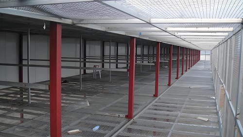 鸽舍钢格板