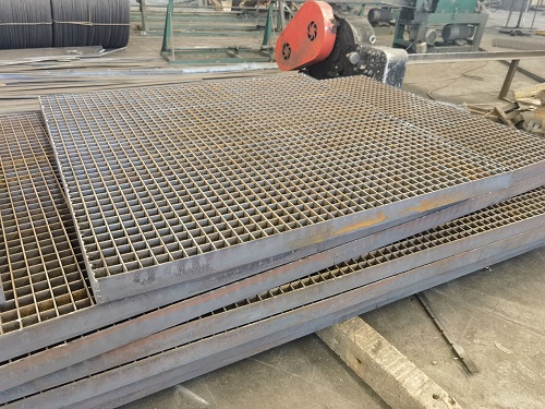钢格板钢格栅板如何提高建筑物的变形能力