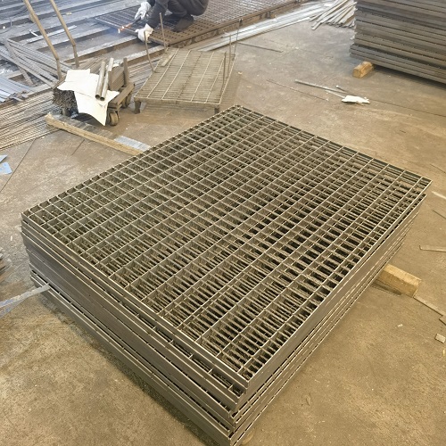 钢格板钢格栅踏步板在工业上的十大用途