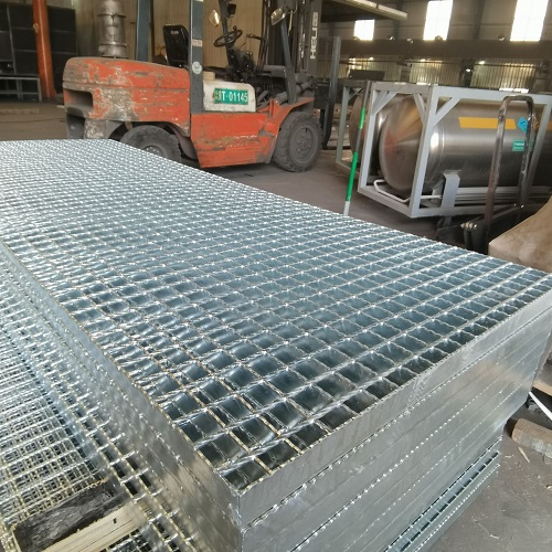 定制镀锌平台钢格板提升建筑平台的设计感