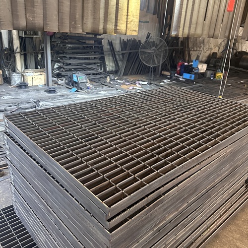 为什么有些钢格栅板用了没多久就生锈