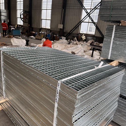 为什么有些钢格栅板用了没多久就生锈