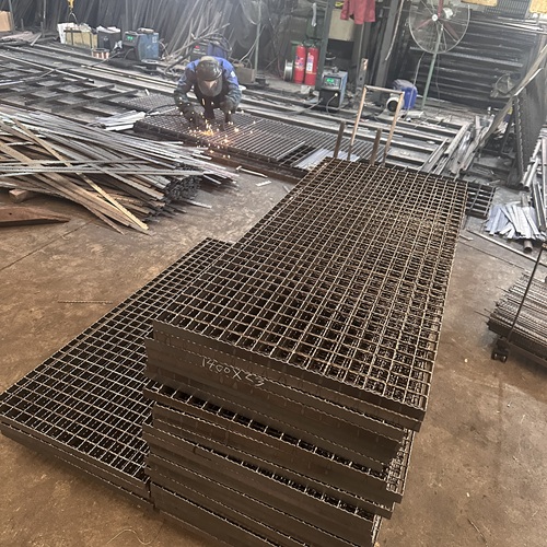 钢格栅板的生产工艺流程全解析