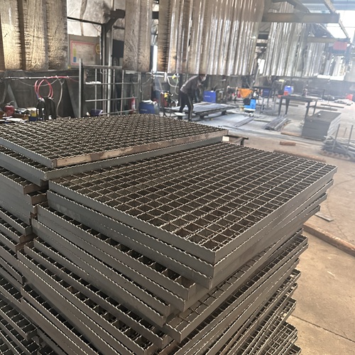 钢格栅板的生产工艺流程全解析