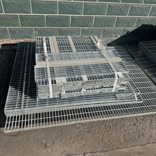 钢格栅板荷载等级怎么分？看完不再踩坑