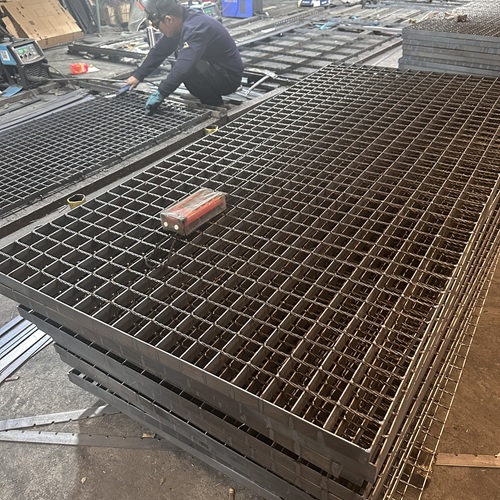 钢格栅板连接件选择不当会出什么问题