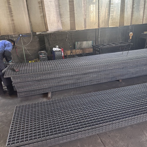 钢格栅板在地下管廊中的高效应用方式