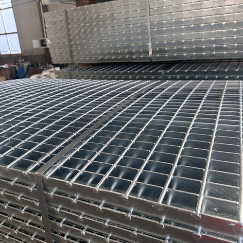 钢格栅板在音乐节舞台搭建中的妙用