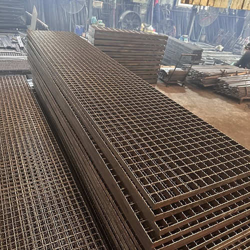 钢格栅板运输和堆放有哪些禁忌