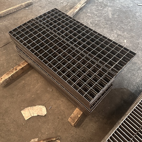 钢格板做艺术装置效果惊艳全场