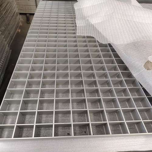 地铁隧道钢格板用途与防滑排水设计