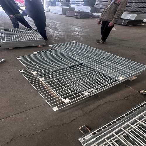 造纸厂钢格板用途及防腐蚀处理工艺