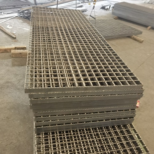 环保设备钢格板用途及过滤防护功能