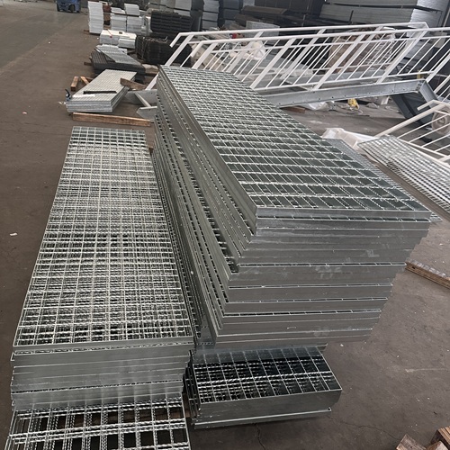 大跨度走人平台钢格板最优规格推荐